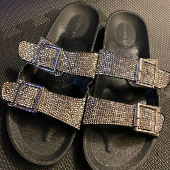 Madden Girl Slipperssize 9 - Picture 2 of 4